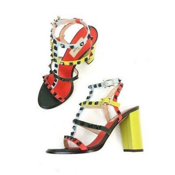 Valentino NIB Rock Stud T-Strap Sandals Abo 36.5 - Picture 2 of 14